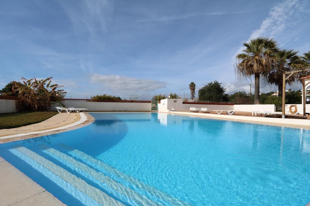 Quinta Da Alfarrobeira - Vale Parra - Guia Albufeira