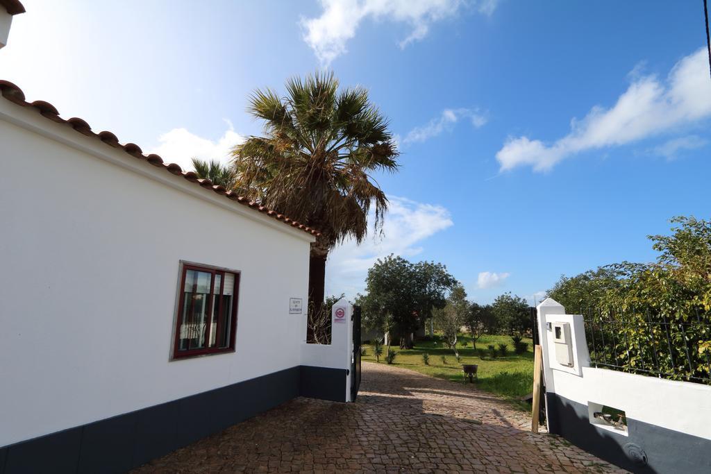 Quinta Da Alfarrobeira - Vale Parra - Guia *